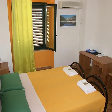 L'oasi Guest house *